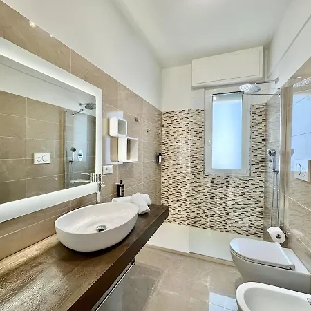 Dimora Concept - Casa Efe-terrace And Free Parking Apartment Pietra Ligure