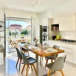 Dimora Concept - Casa Efe-terrace And Free Parking